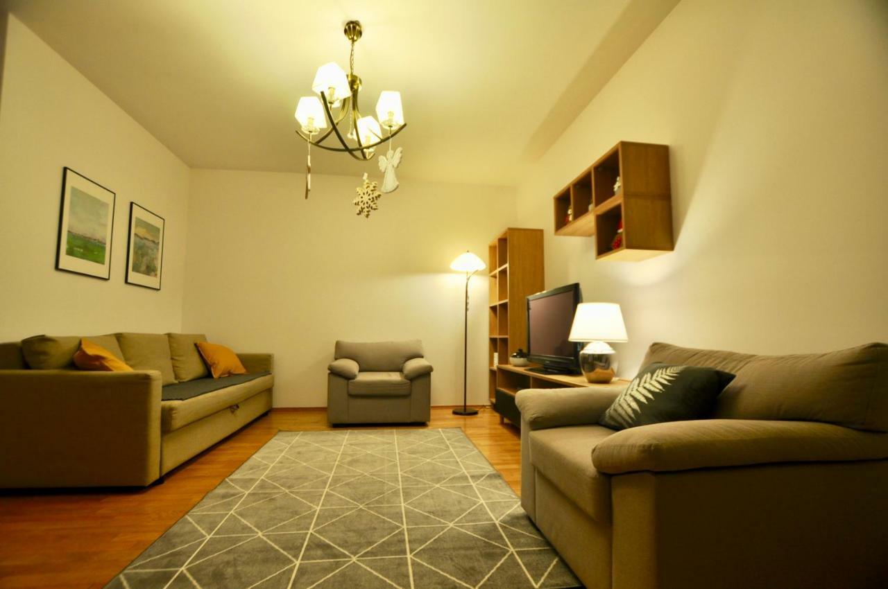 Mlociny Metro Apartment Varšava Exteriér fotografie